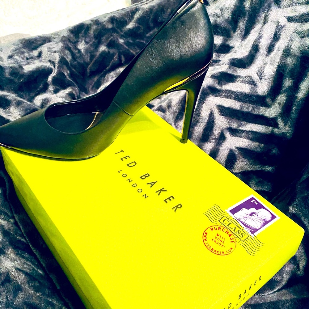 Ted Baker Izibeli Black heels